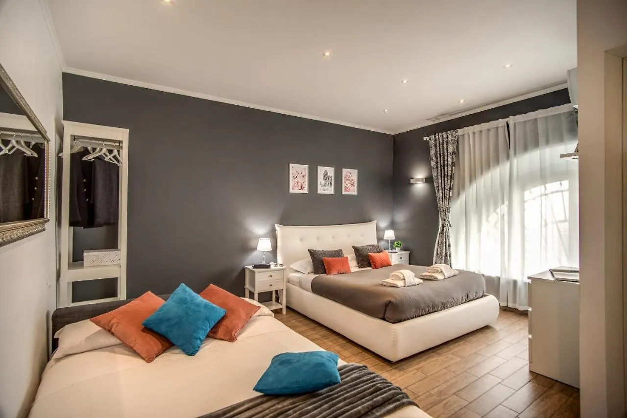 Colosseum Royal Apartment Rome Italy